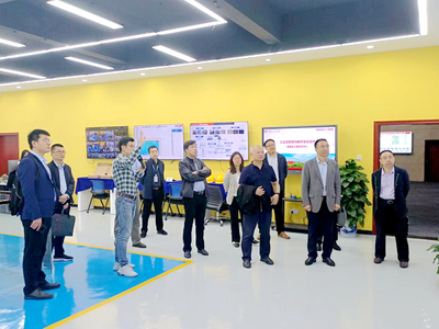 數字文創賦能，共筑湘江實驗室新篇章——何繼善、范國濱院士一行蒞臨我校共商發展大計